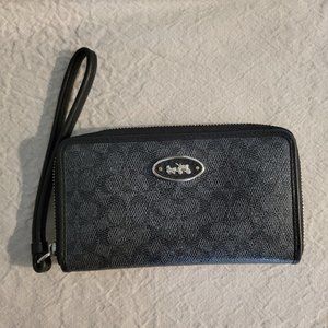 Vintage Coach Wristlet Wallet